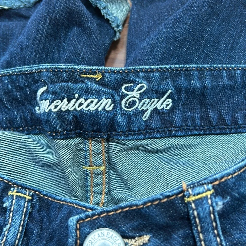 Size 8 American Eagle denim ripped jeans shorts